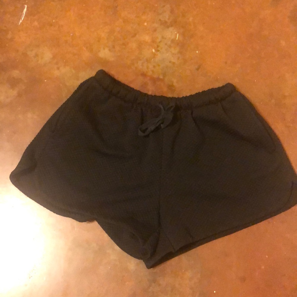 Black brandy Melville shorts